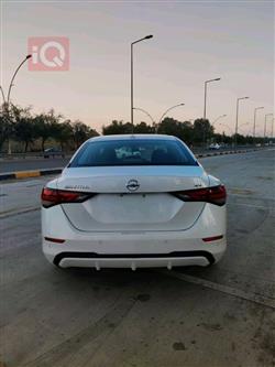 نيسان سنترا